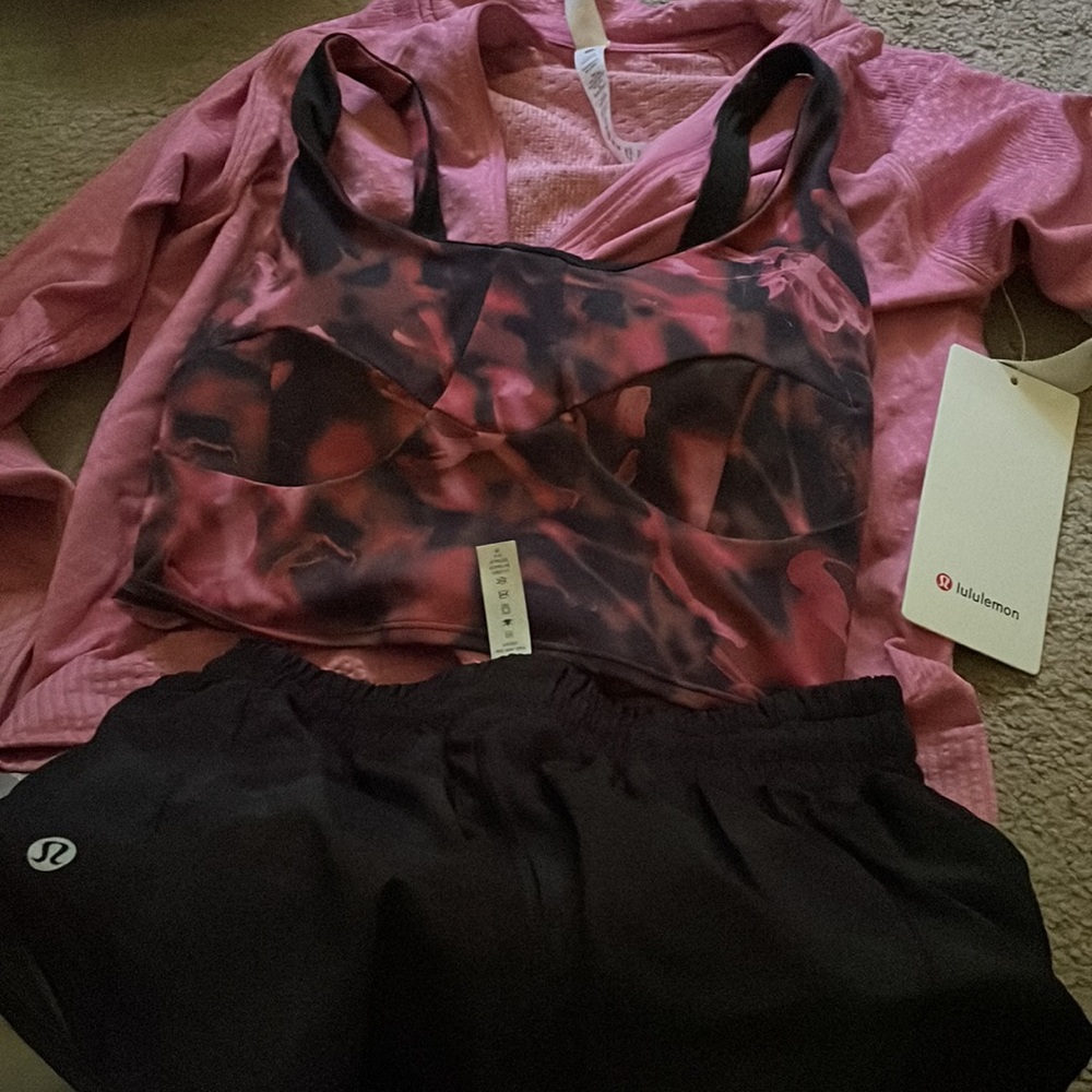Lululemon align sports bra! - Picture 4 of 4